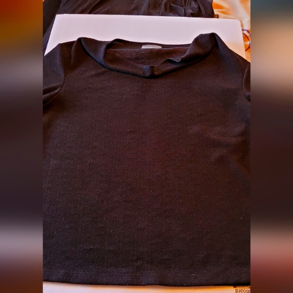 Notations 3/4 sleeve Large textured top